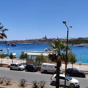Sea Front Balcony Apartment Sliema